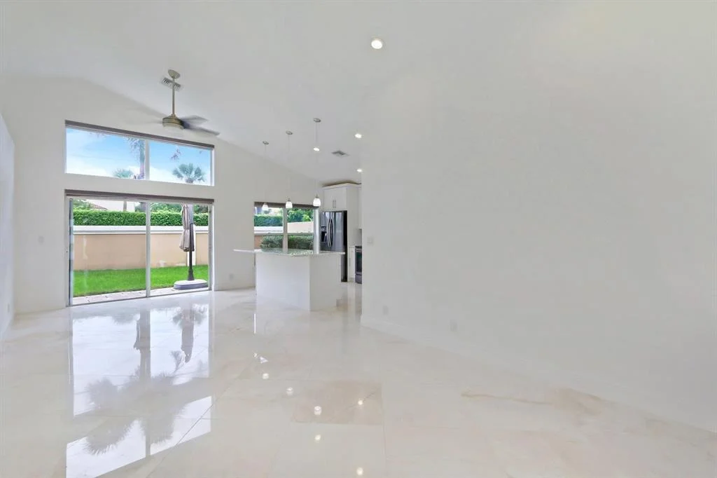 Photo of 8265 Palm Gate Drive