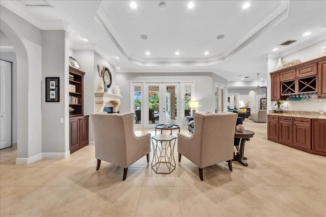Photo of 378 Squire Drive