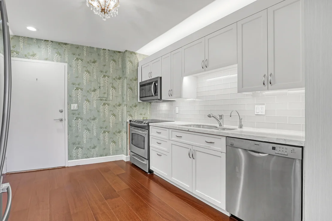 Photo of Unit 302B at 44 Cocoanut Row