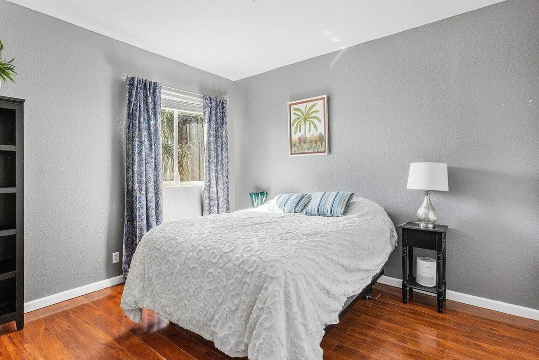 Photo of 1063 Grove Park Circle