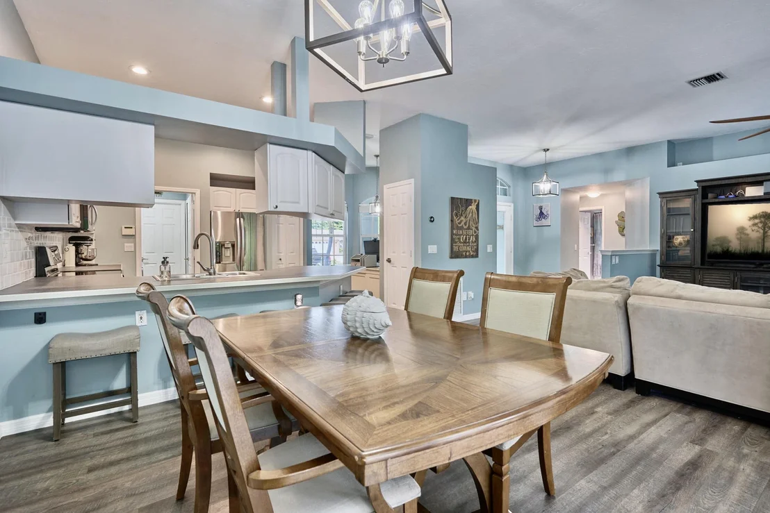 Photo of 4044 57th Terrace