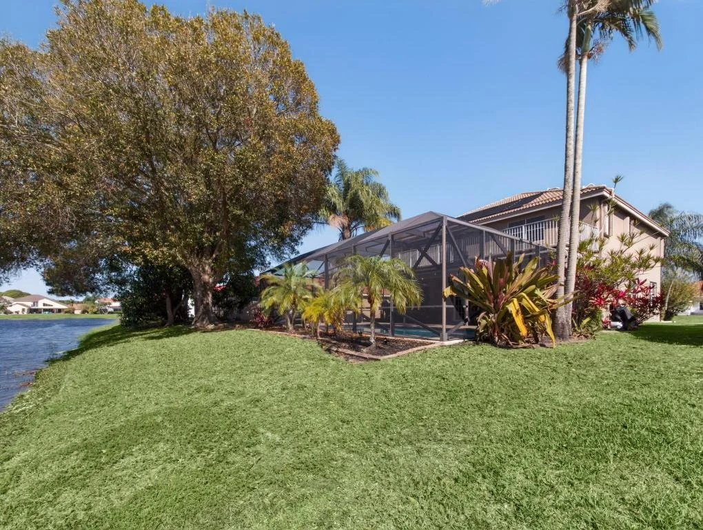 Photo of 8905 Spring Valley Drive