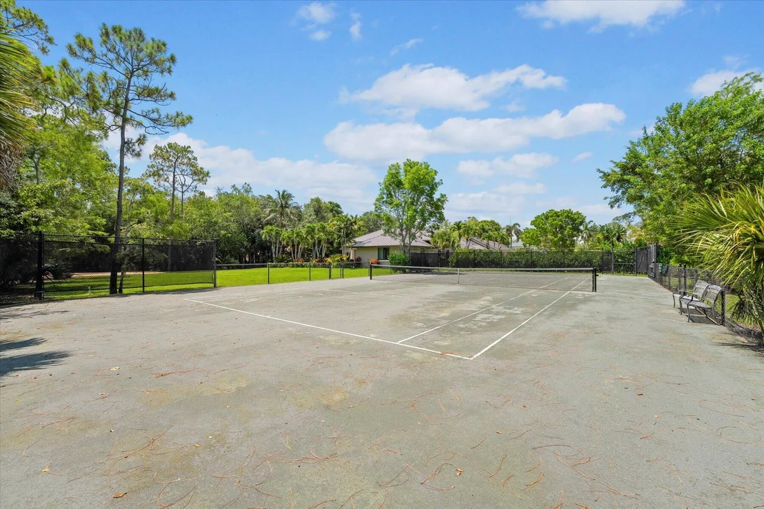 Photo of 14370 Halter Road
