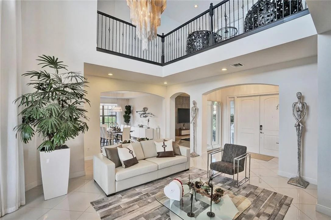 Photo of 8760 Lakeview Drive