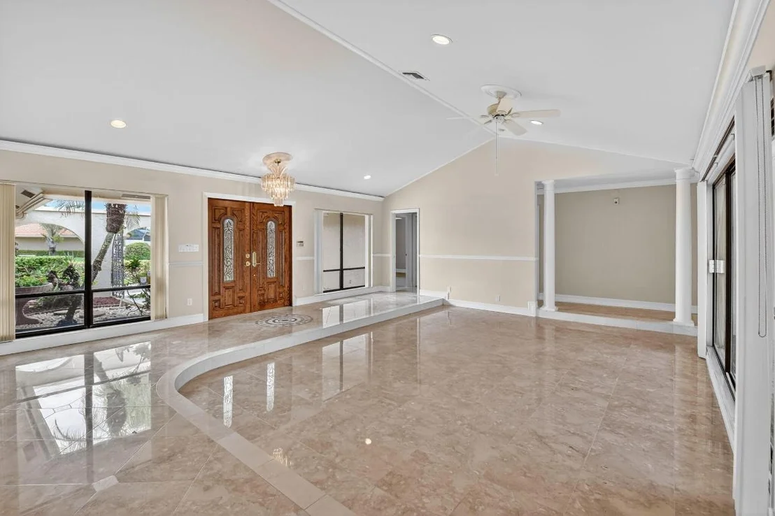 Photo of 5884 Pinebrook Drive
