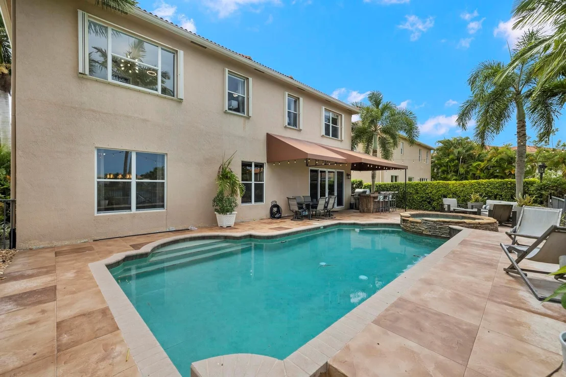 Photo of 1336 Beacon Circle