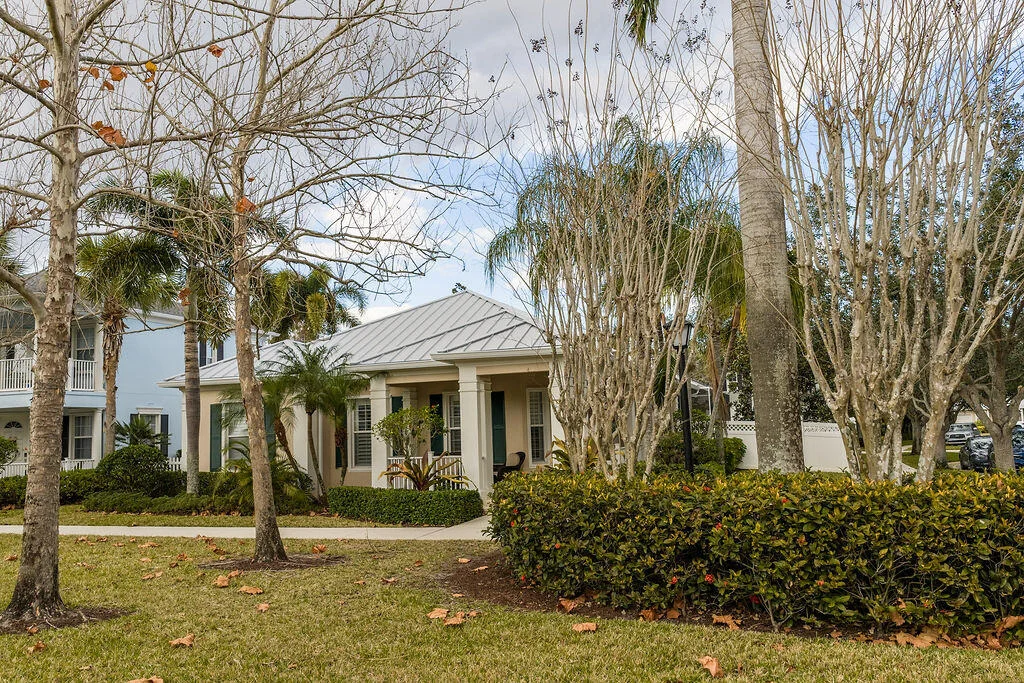 Photo of 102 Bonaire Lane