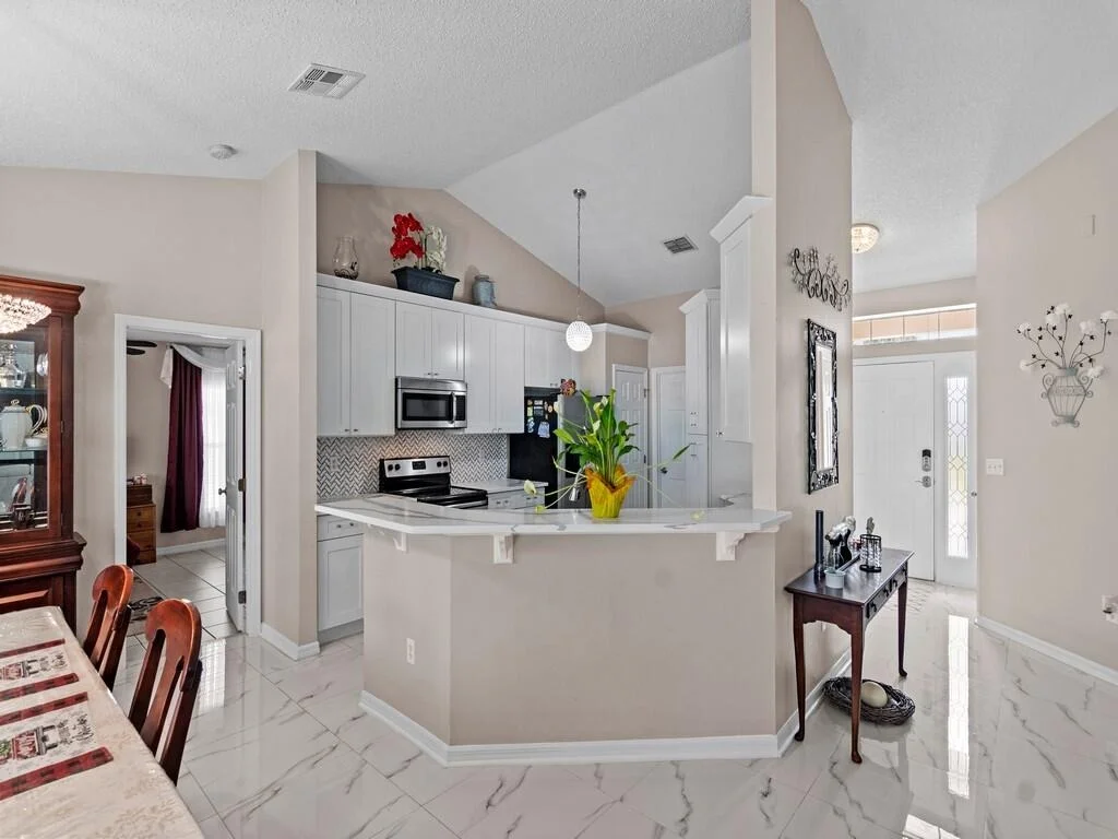 Photo of 761 Rolling Hill Drive