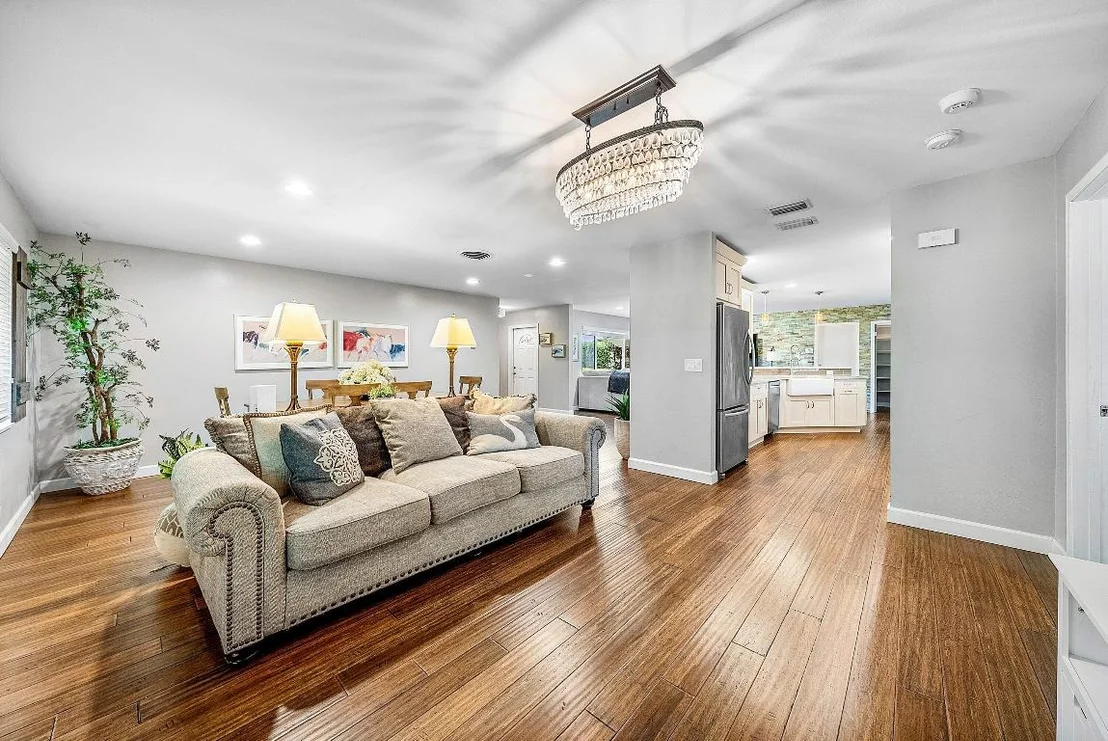 Photo of 3213 Canal Drive