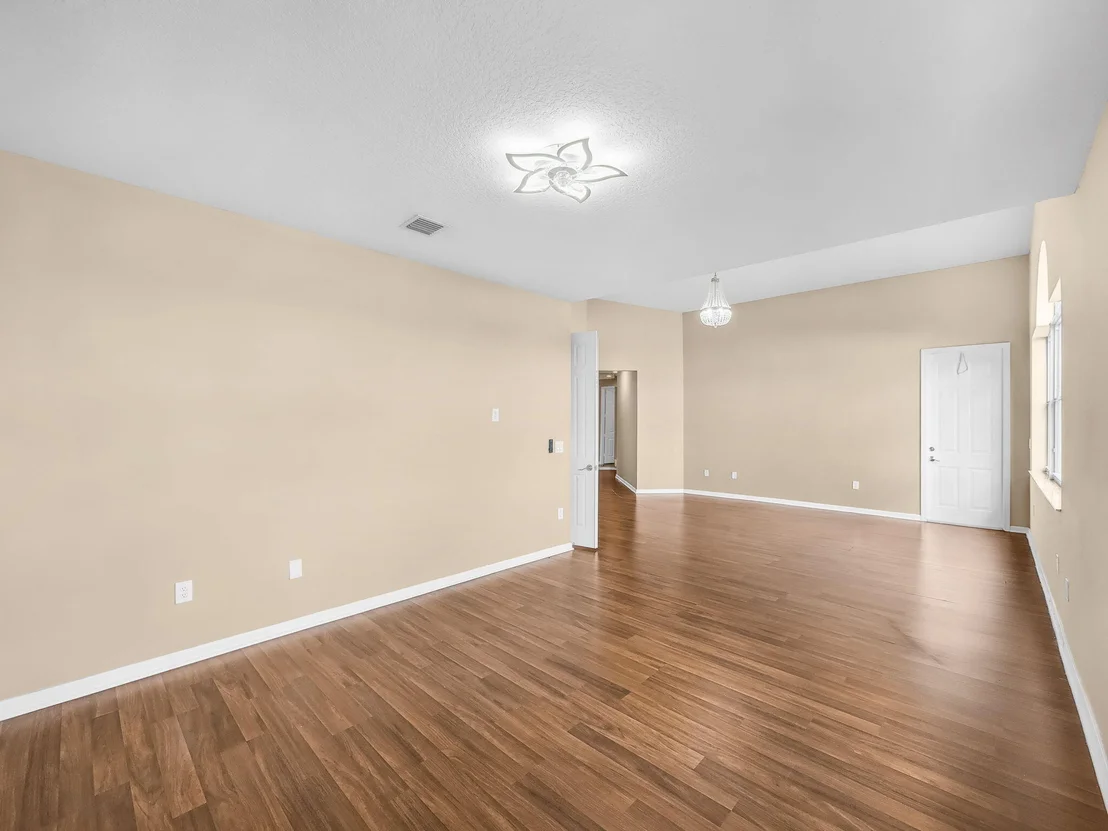 Photo of 2754 Danforth Terrace