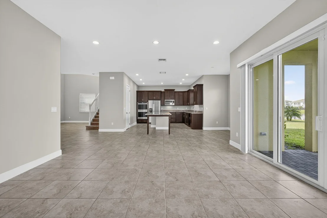 Photo of 5385 Macoon Way