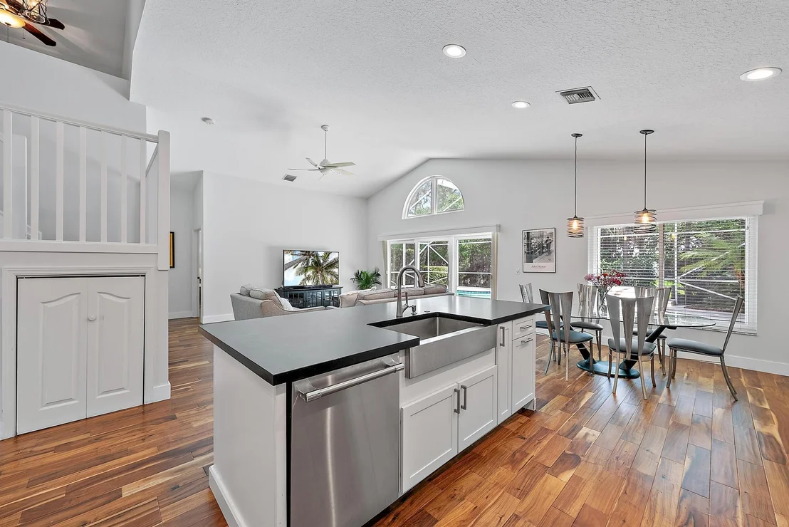 Photo of 130 Jones Creek Drive