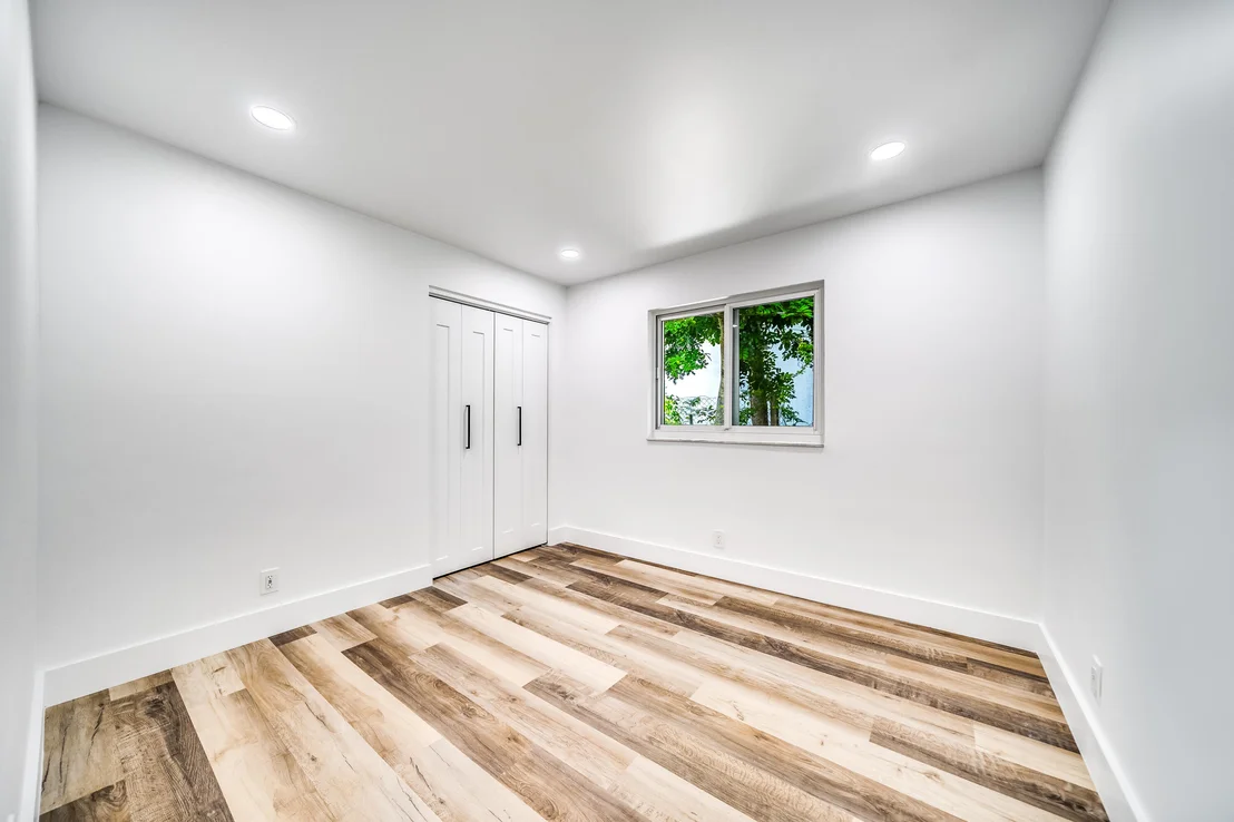 Photo of 4641 NW 5th Lane