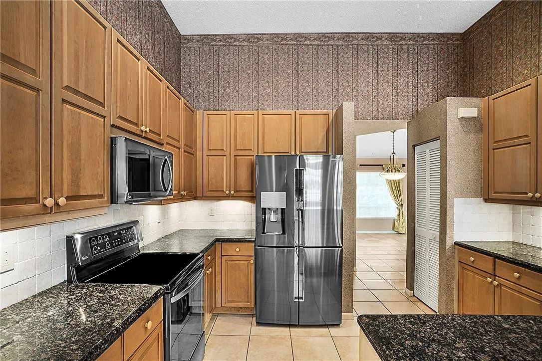 Photo of 787 Lake Boulevard