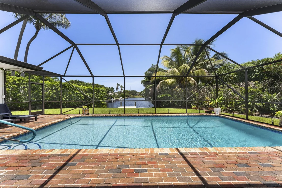 Photo of 8416 Pine Tree Lane