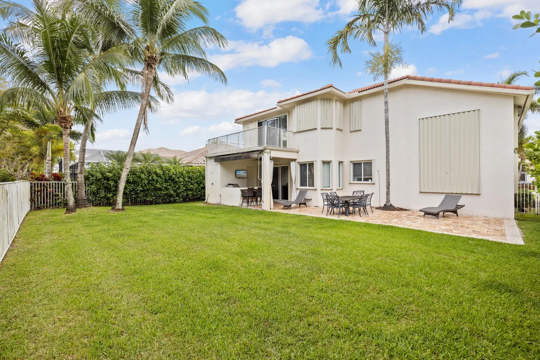Photo of 4390 Mariners Cove Drive