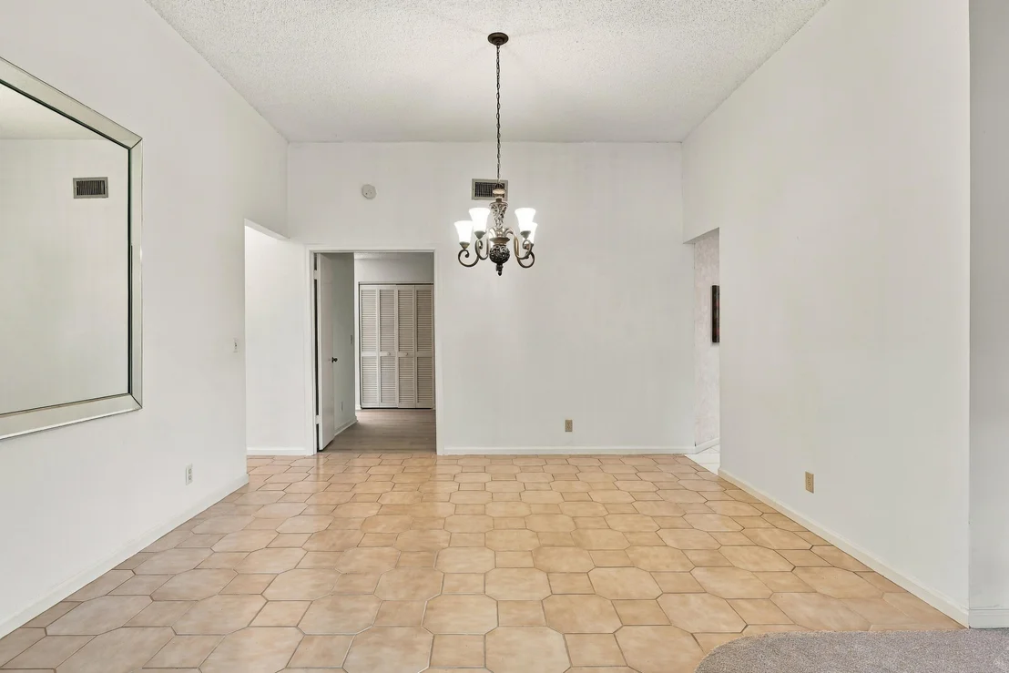 Photo of 5086 Pine Drive