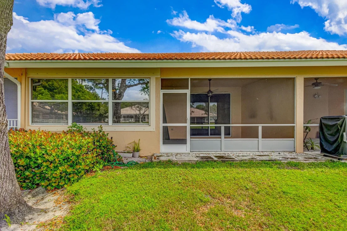 Photo of 386 Coral Trace Lane