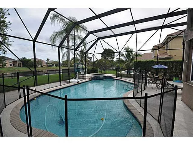 Photo of 12432 Antille Drive