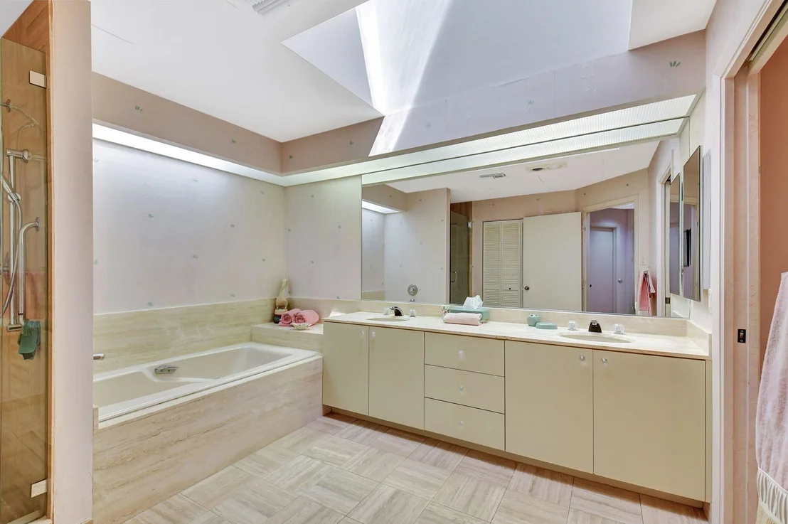 Photo of 4 Bristol Circle