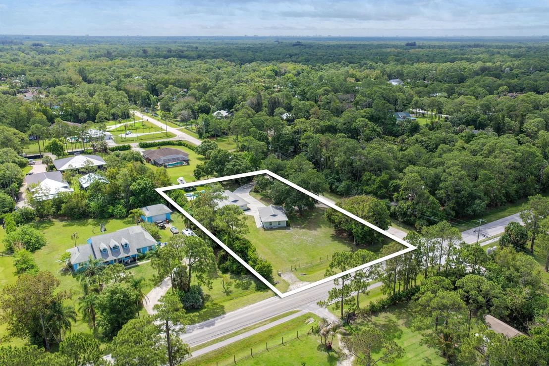 Photo of 16582 Mellen Lane