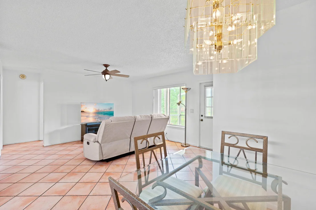 Photo of Unit D2 at 322 Knotty Pine Circle