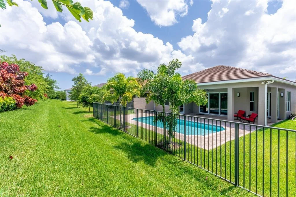 Photo of 9615 Eagle River Road