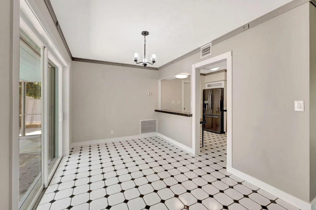 Photo of 1233 SE 12th Terrace
