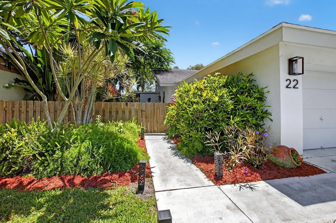 Photo of 22 Baytree Circle