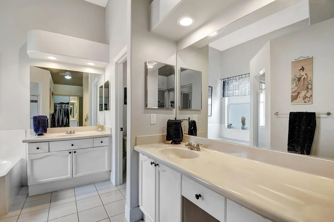 Photo of 5874 Las Colinas Circle