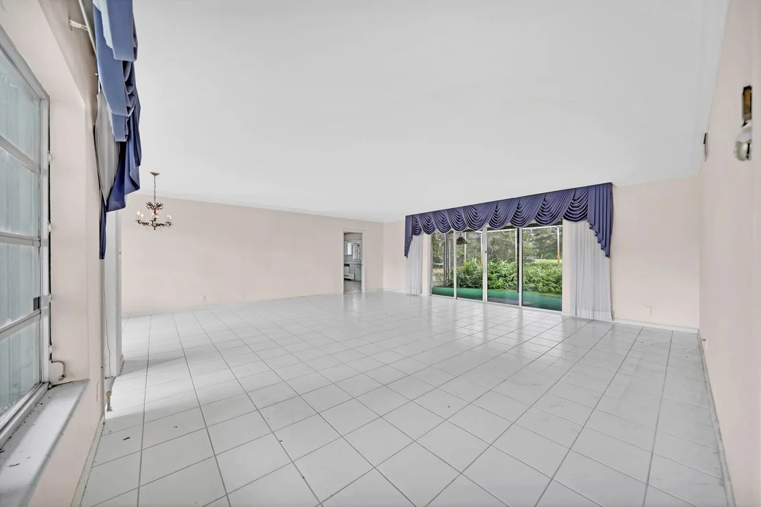 Photo of 401 Homewood Boulevard