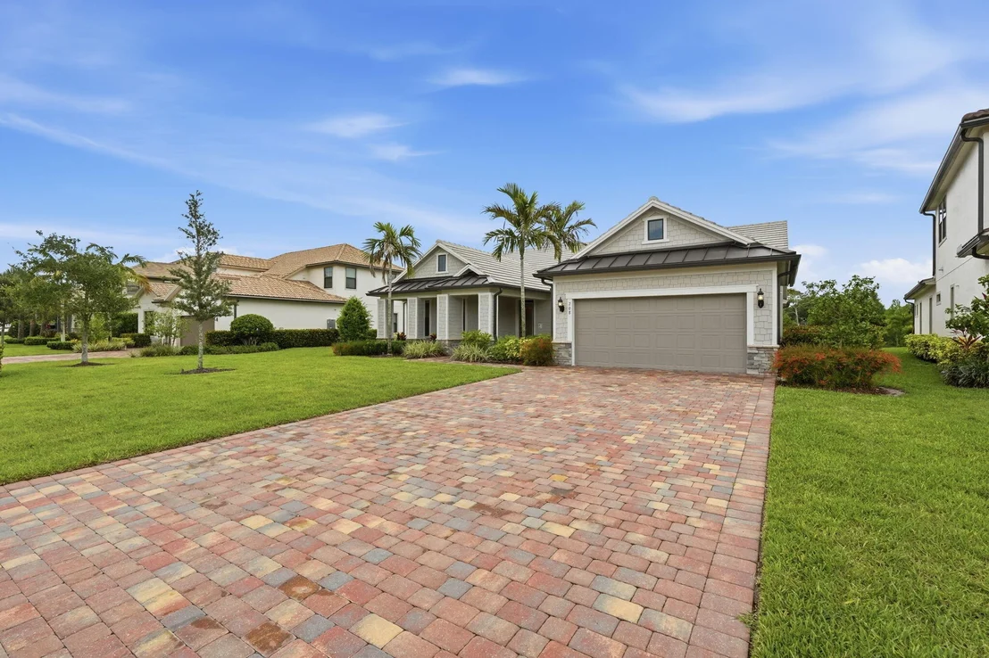 Photo of 208 Sonoma Isles Circle