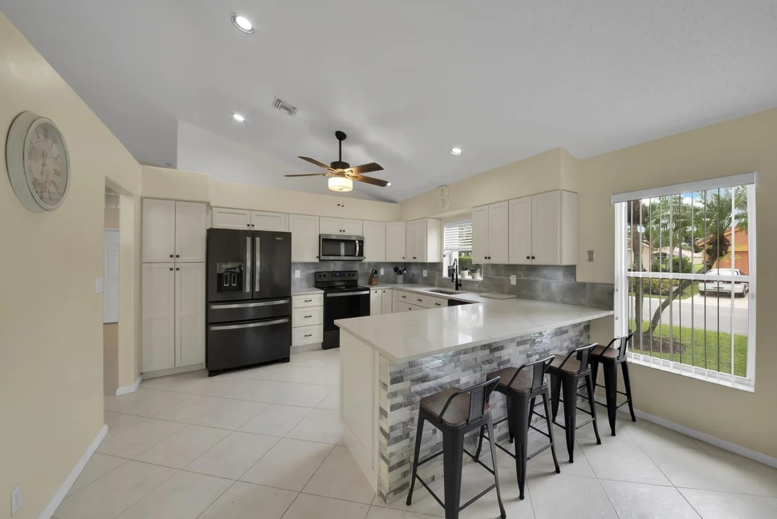 Photo of 7710 N Great Glen Circle