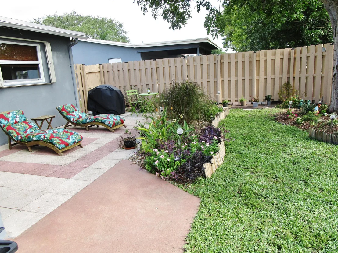 Photo of 1005 NW 68th Terrace