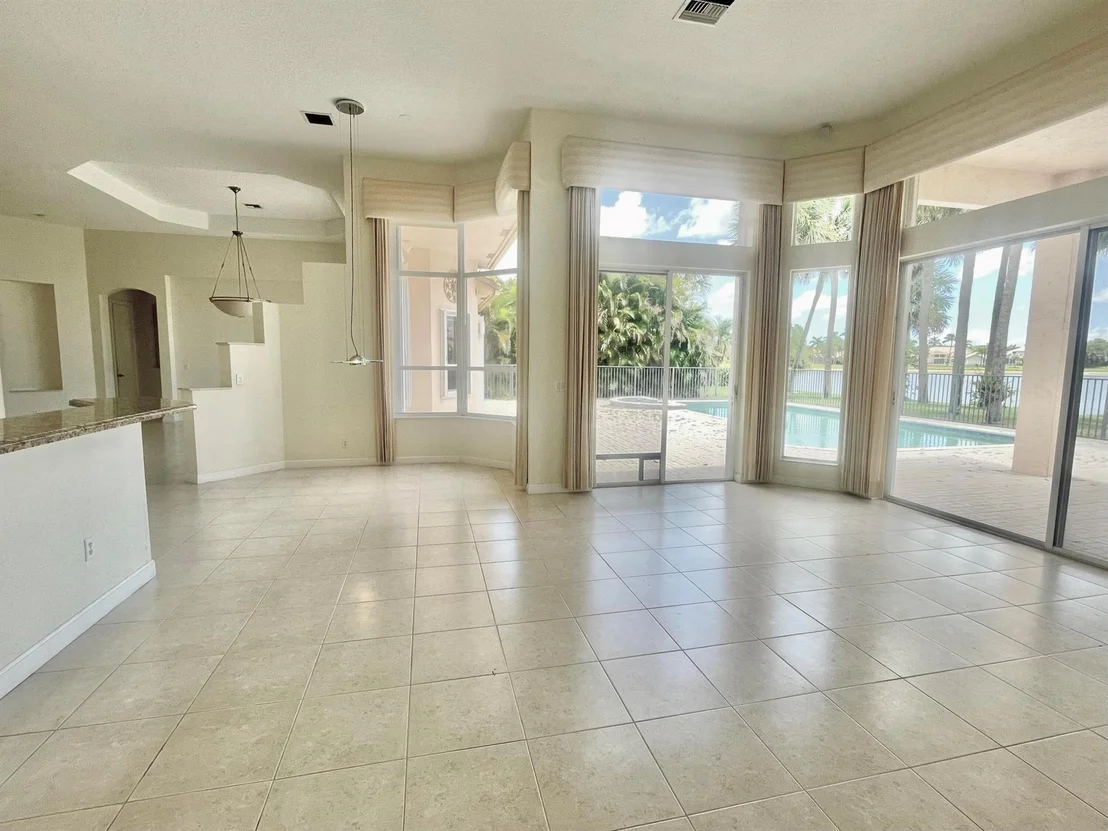 Photo of 8180 Muirhead Circle