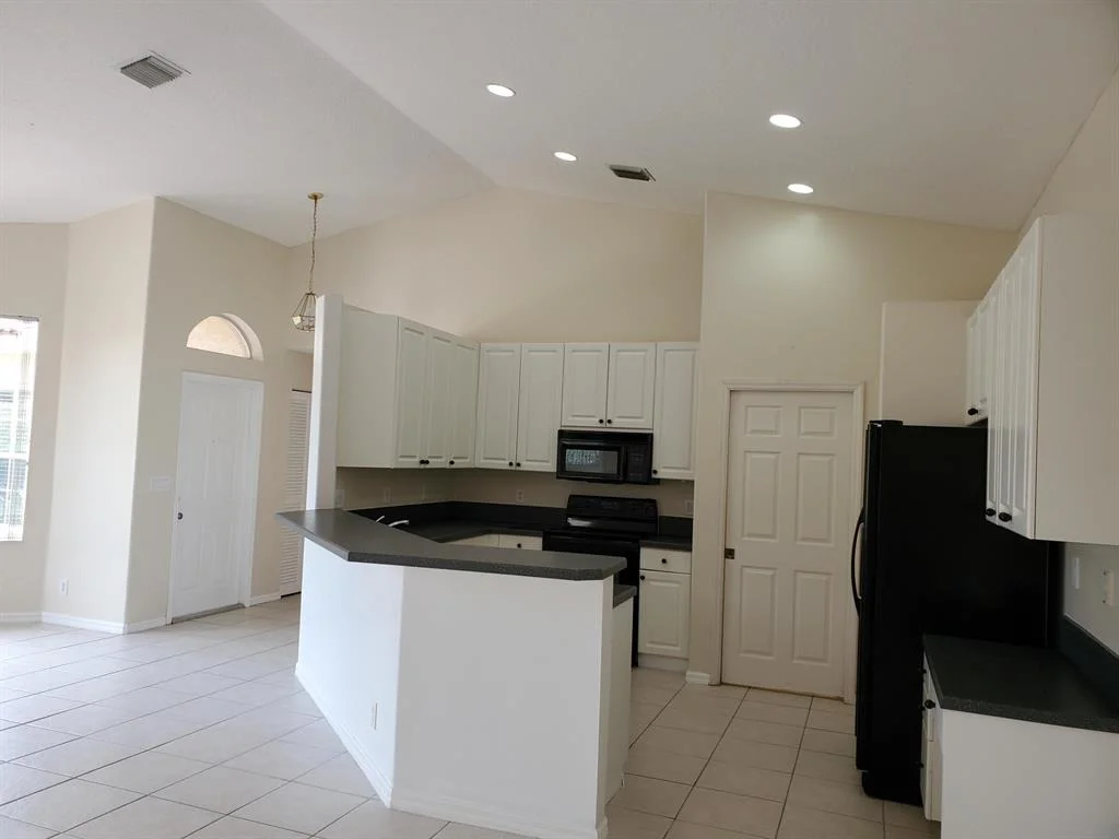 Photo of 2477 Sandy Cay