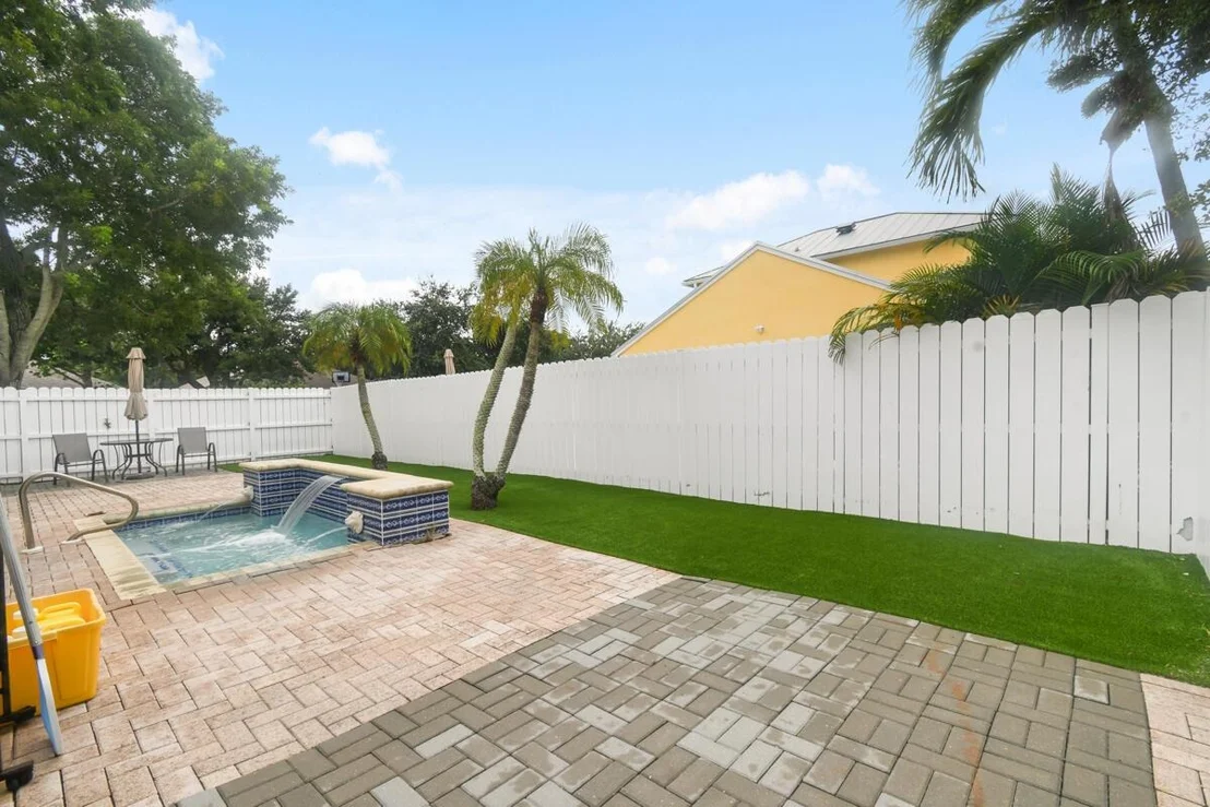 Photo of 102 Pennock Landing Circle