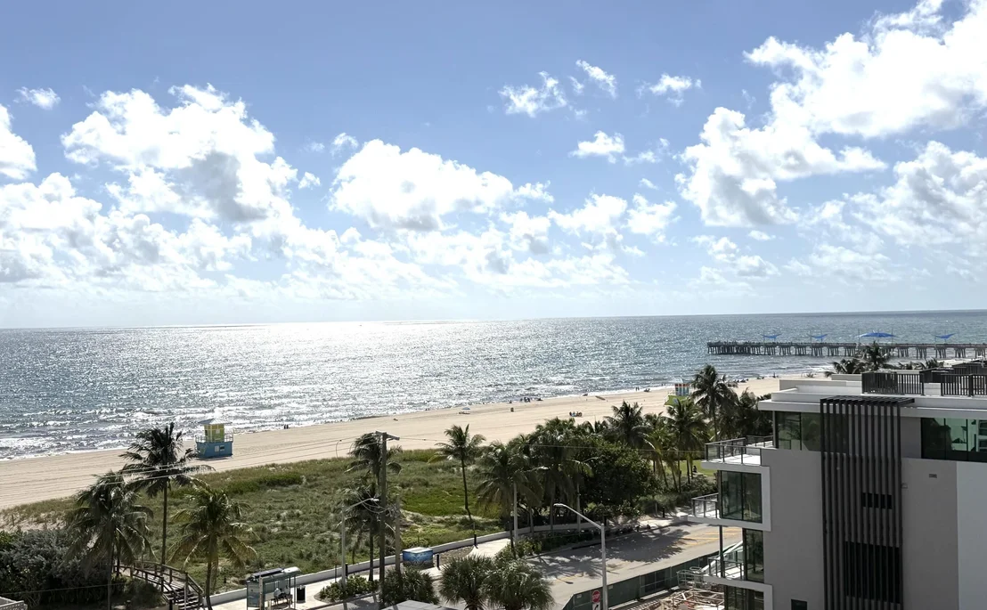 Photo of Unit 921 at 525 N OCEAN Boulevard N