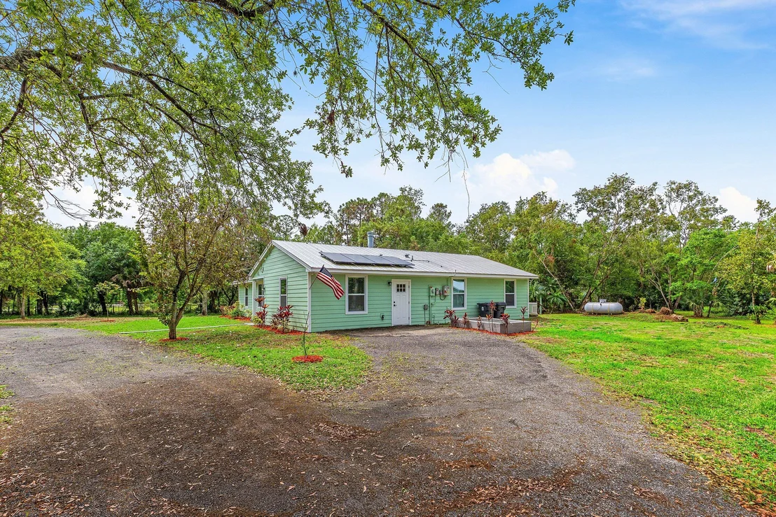 Photo of 4397 Avocado Boulevard