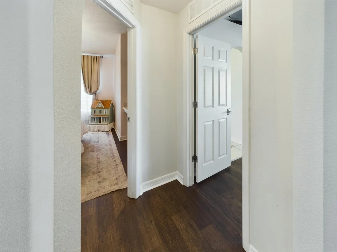 Photo of 467 SE 38th Avenue