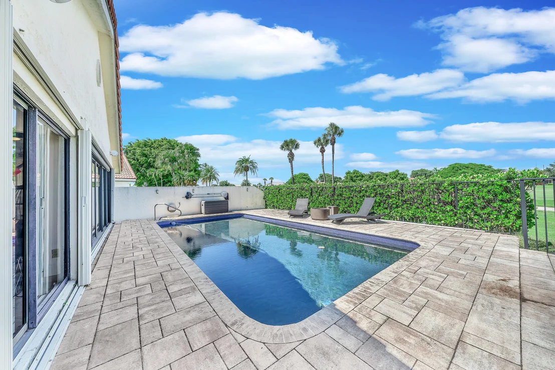 Photo of 10255 Sunset Bend Drive