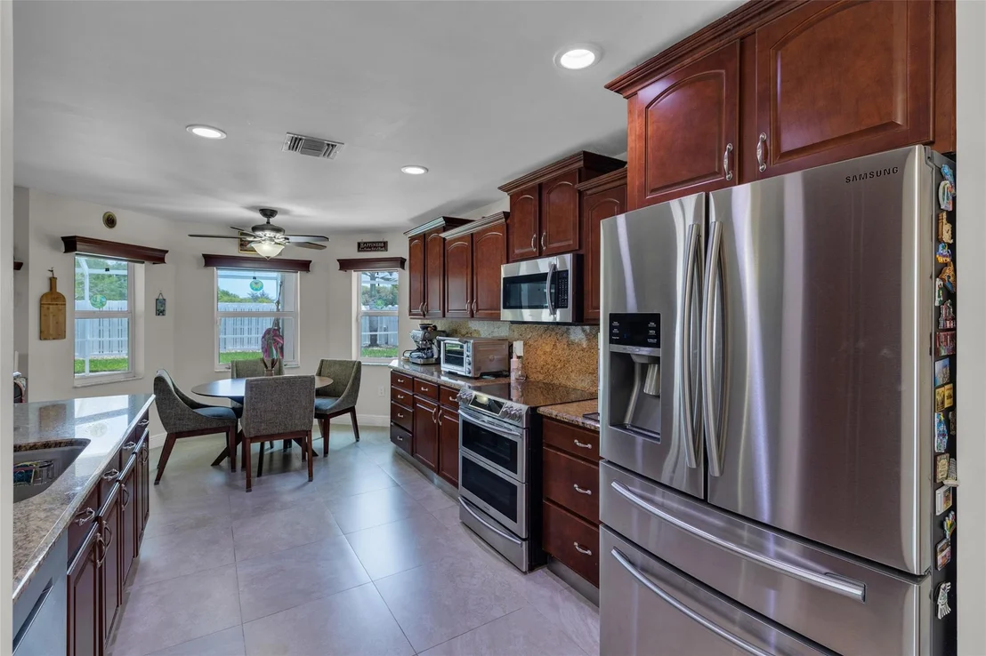 Photo of 84 Gables Boulevard