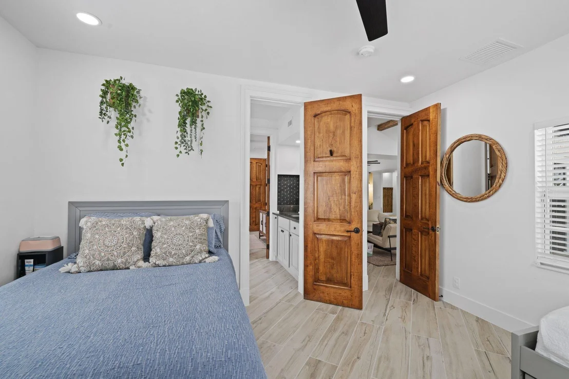Photo of 706 Sunset Road