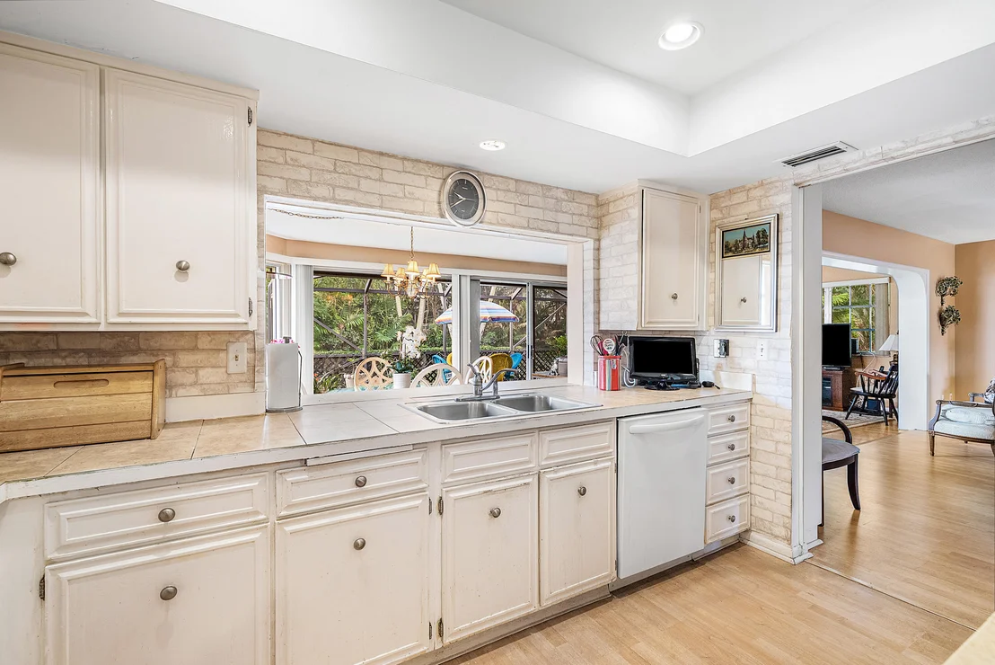Photo of 446 Pine Villa Drive