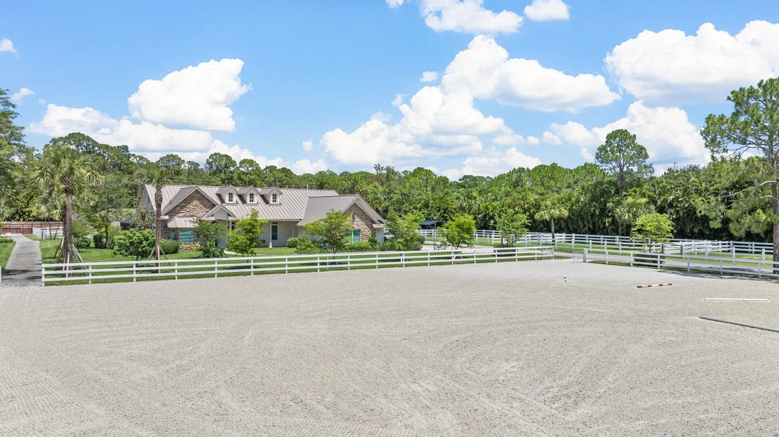 Photo of 1464 Stallion Drive