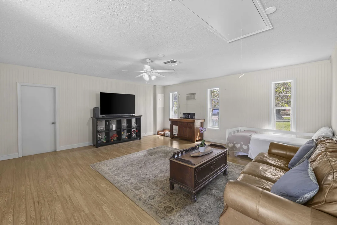Photo of 6797 Bayshore Drive