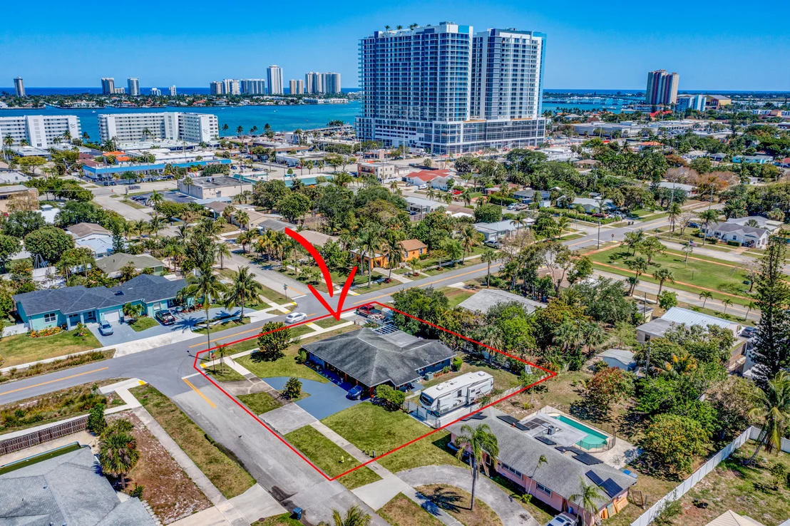 Photo of 206 Evergreen Drive