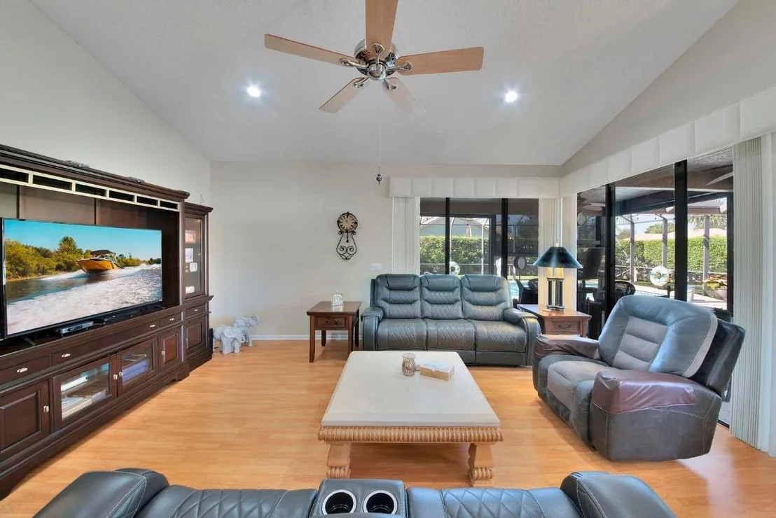 Photo of 19261 Cherry Hills Terrace