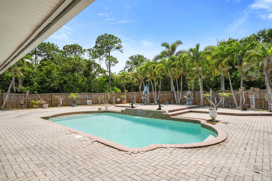 Photo of 5001 Silver Oak Drive