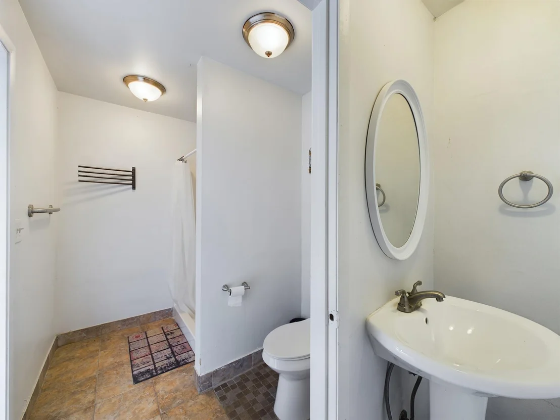 Photo of 2267 NE 54th Trail